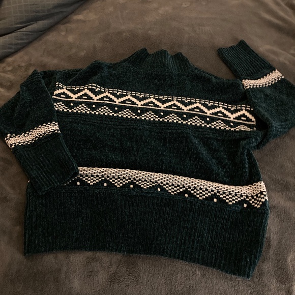 Dark Green Chenille Sweater by Christian Siriano - Picture 8 of 10